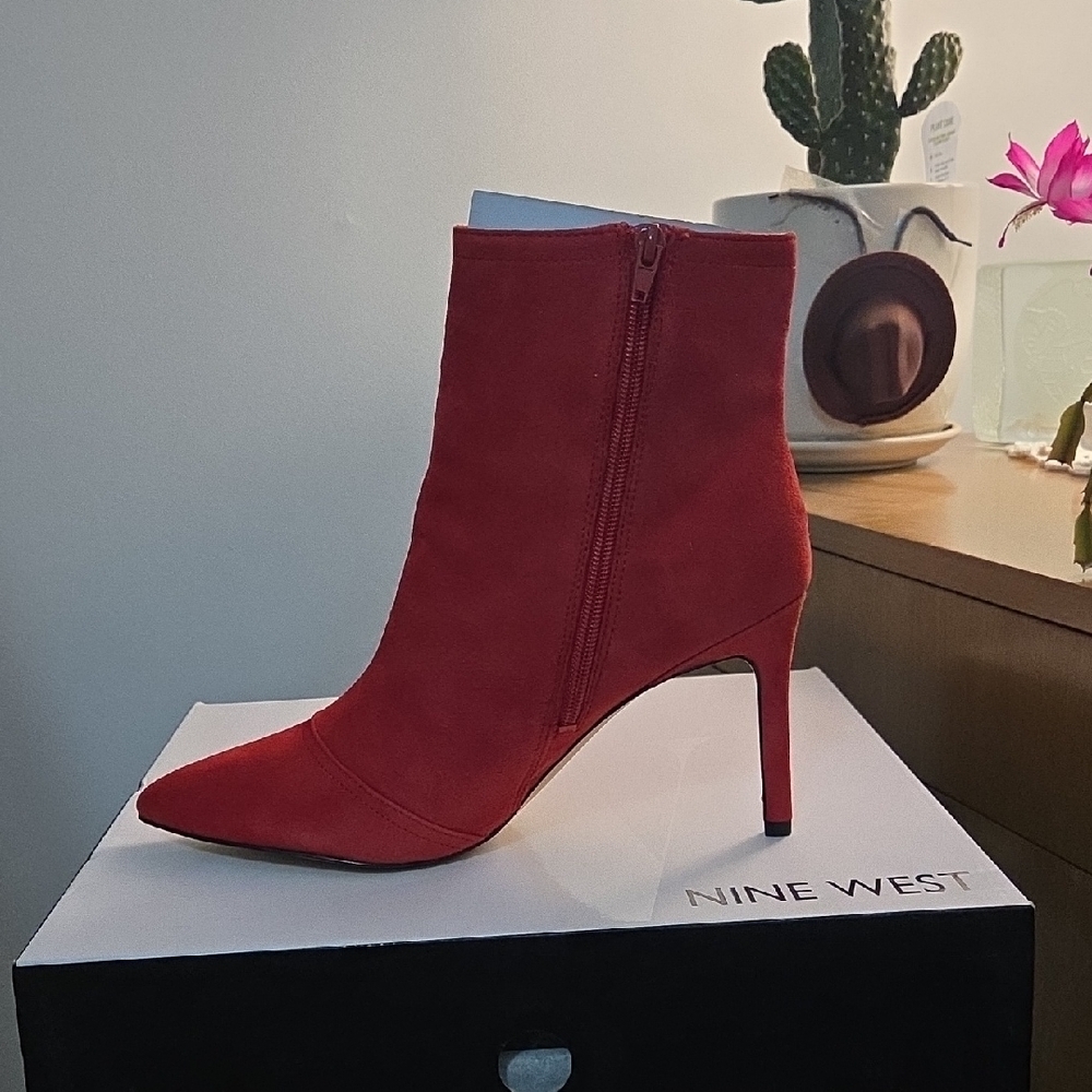Womens Suede Dress Boot